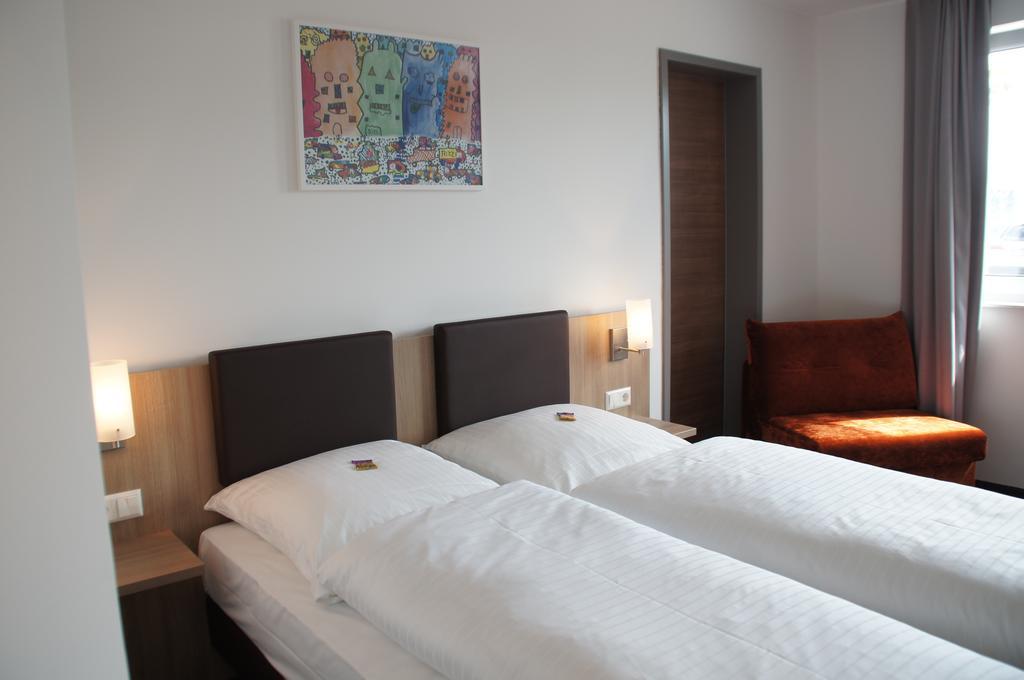 Euro Hotel Friedberg Friedberg  Kamer foto