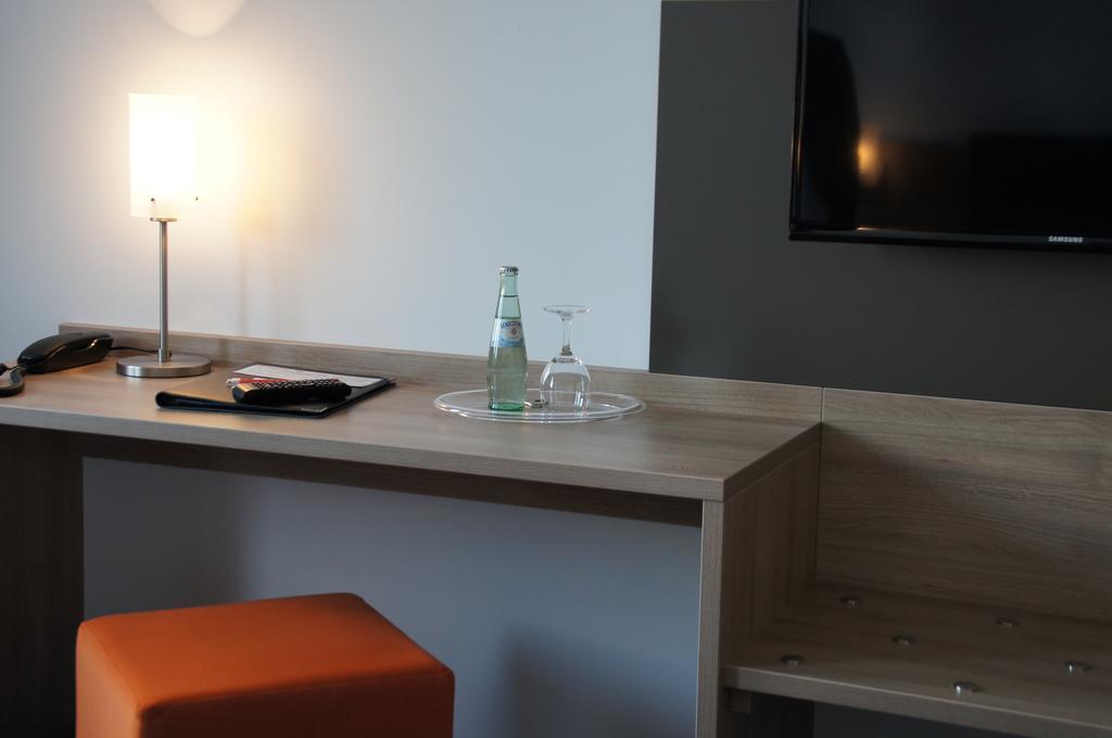 Euro Hotel Friedberg Friedberg  Buitenkant foto